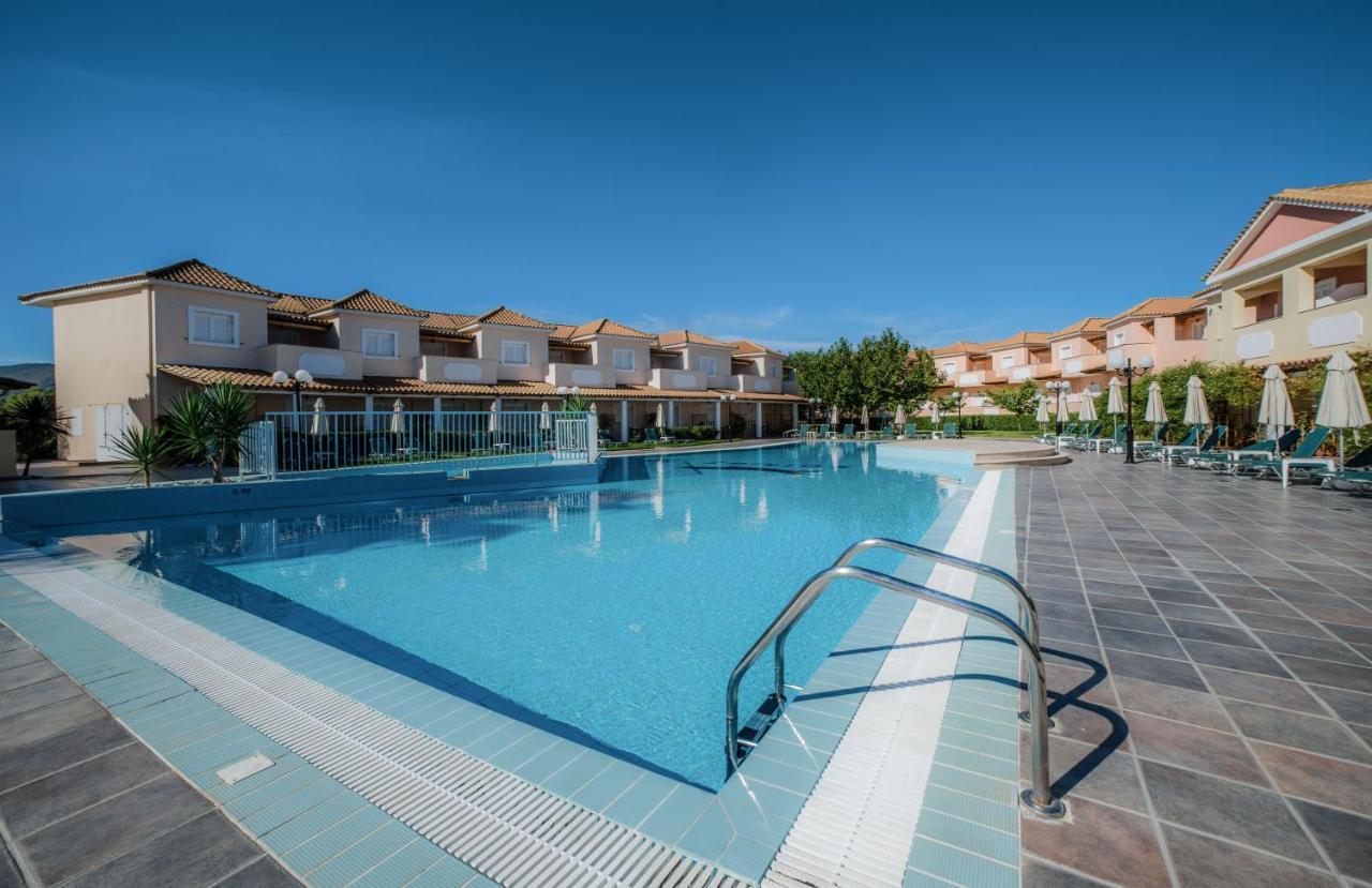 Ecoresort Hotel Zefyros Áyios Kírikos Esterno foto