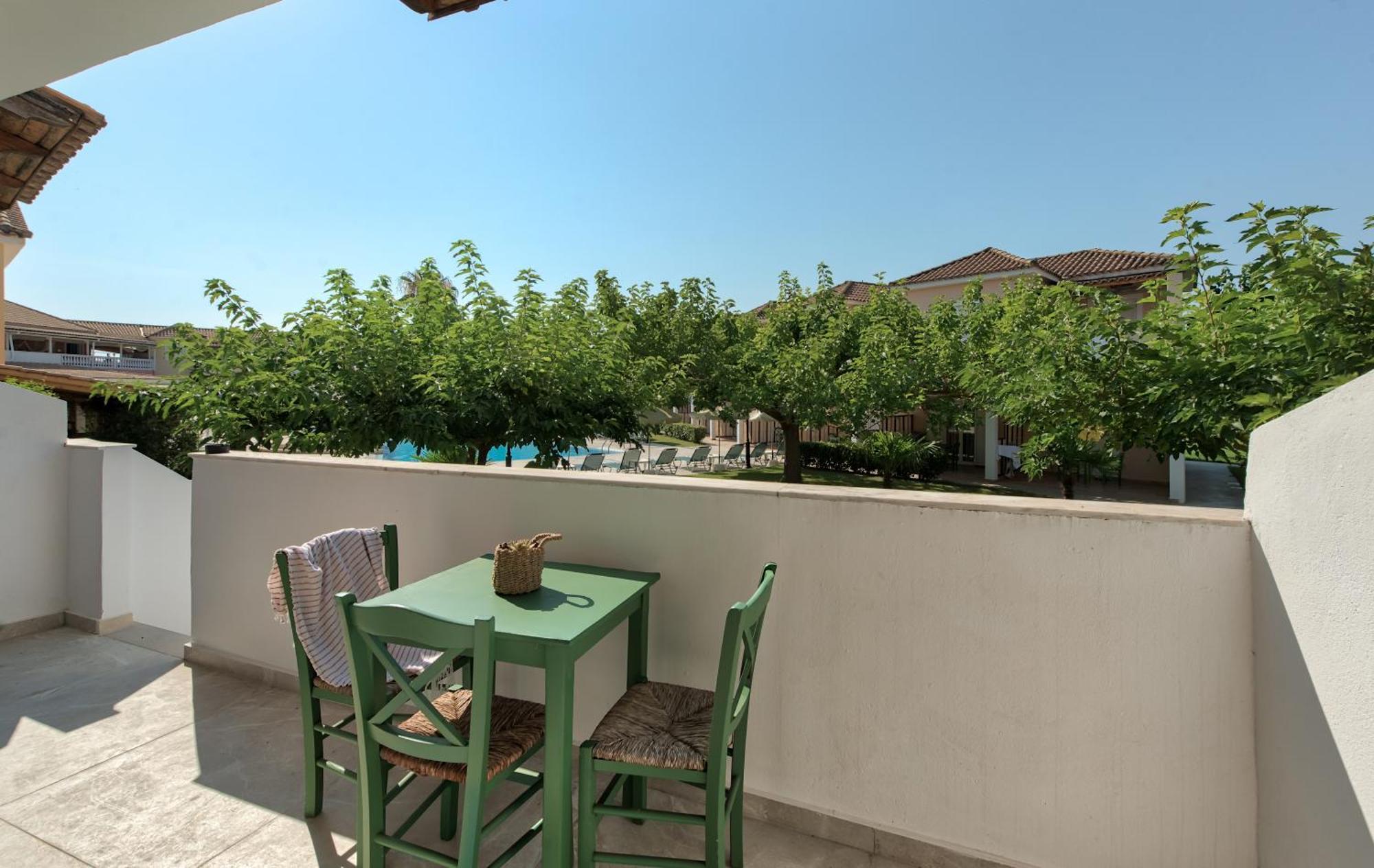 Ecoresort Hotel Zefyros Áyios Kírikos Esterno foto